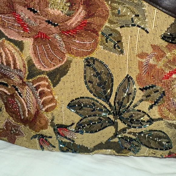 Vintage Tapestry Beaded Floral Casual Handbag 13 x 7.5 Rose Purse Unbranded - Picture 2 of 4